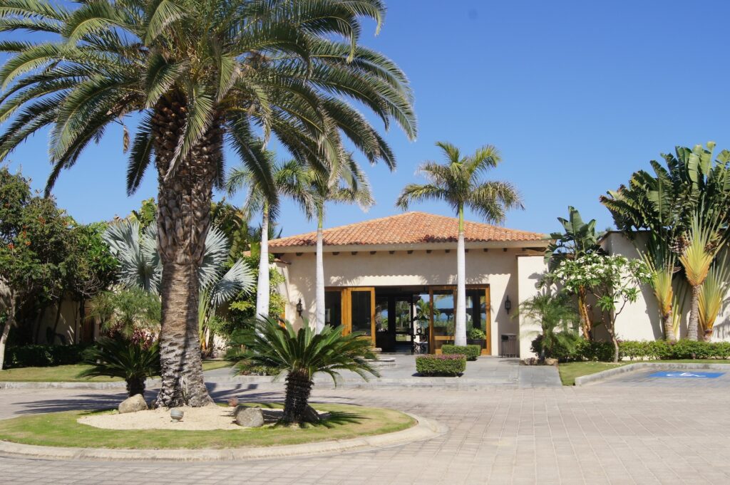 Cabo Transfers Hotel Transfers.jpg